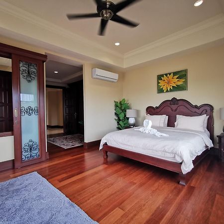 Malacca Casa Del Rio Residences מראה חיצוני תמונה